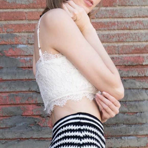 🎉2 for $25🎉 POL - Lace Cropped Camisole Top/Bralette in White. NWT! - Picture 5 of 13